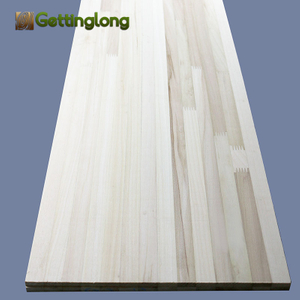 Aspen wood is widely used in skis inner core