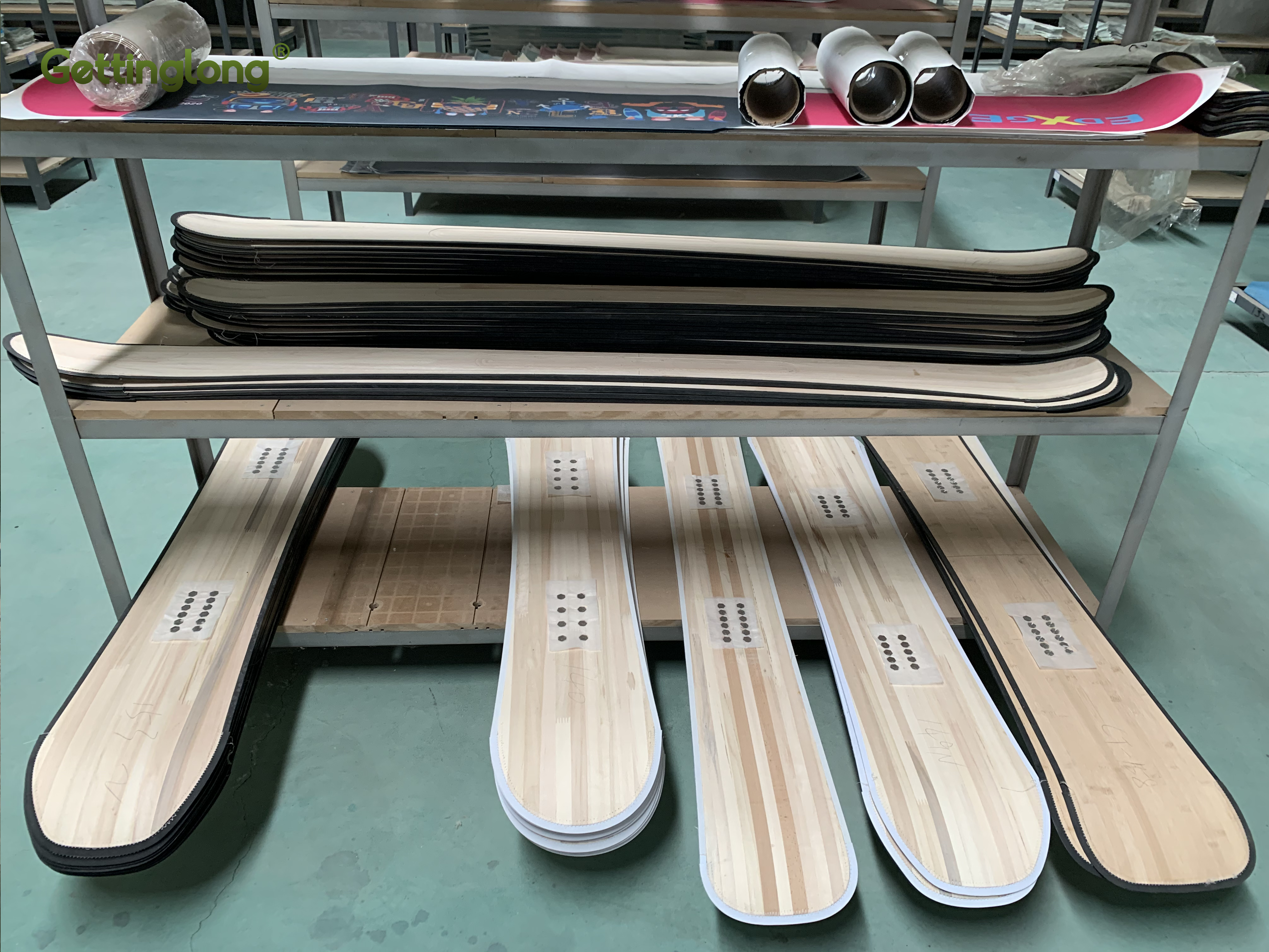 High quality wholesale custom cheap snowboard are cheap and durable