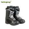 China sells ski boots at low cost