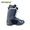 China sells ski boots at low cost
